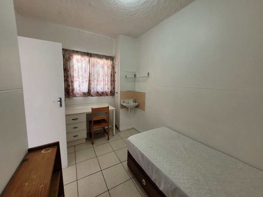 4 Bedroom Property for Sale in Summerstrand Eastern Cape
